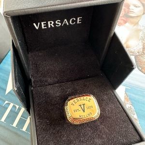 VERSACE Versity MENS RING
